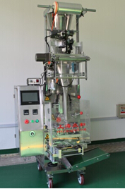 一台全自动颗粒包装机